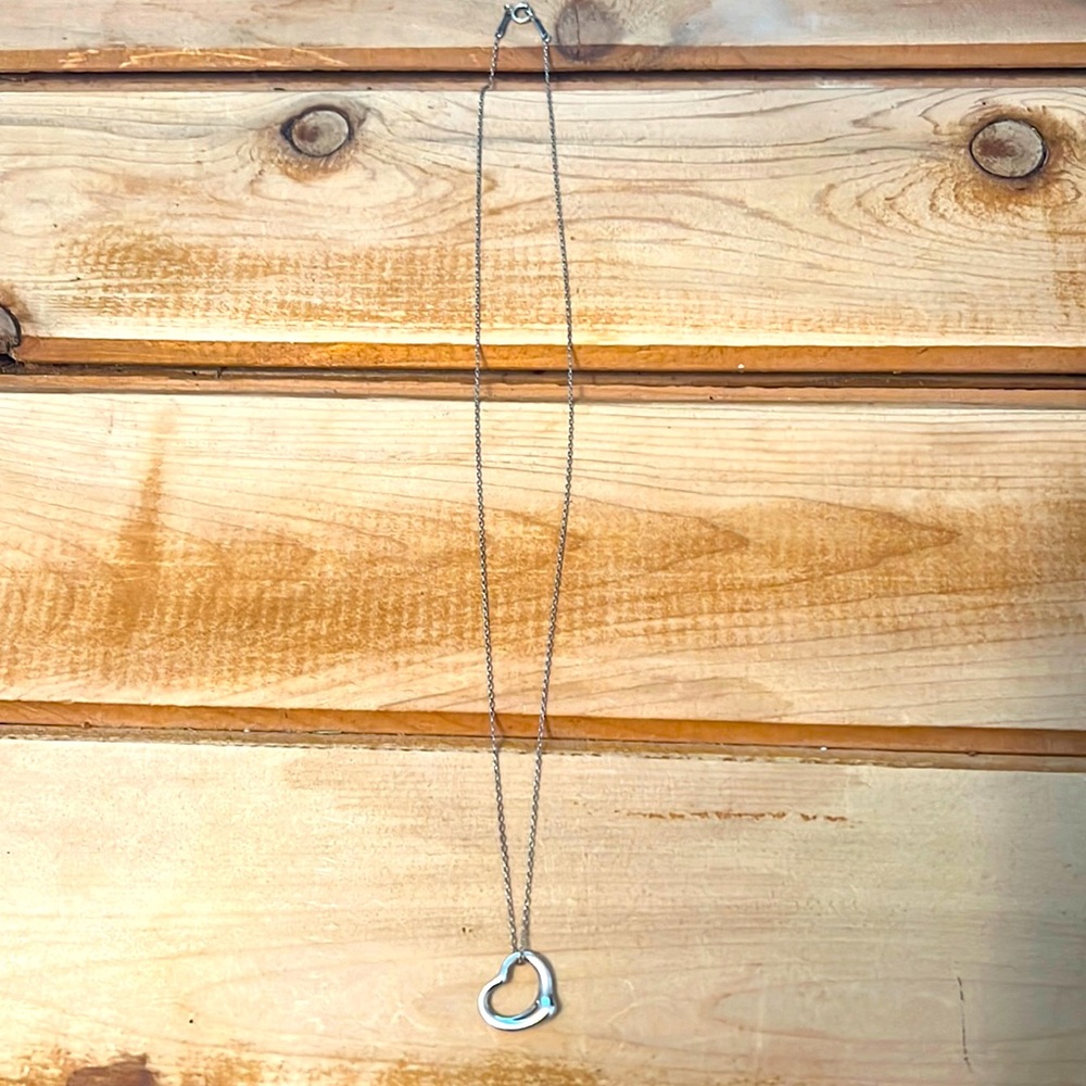 Tiffany’s Elsa Peretti floating heart necklace